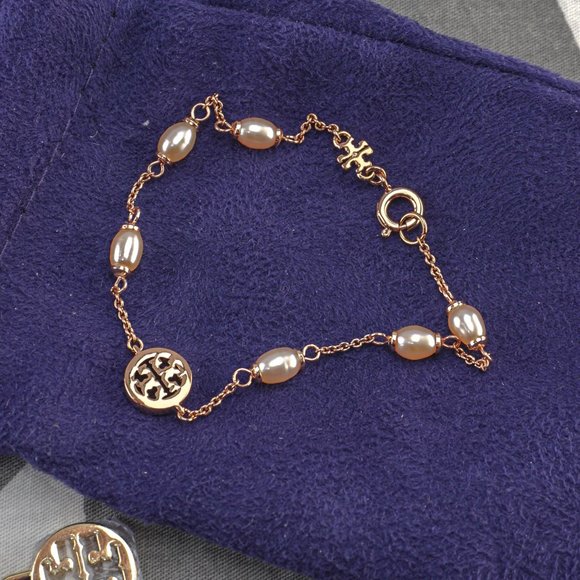CLEARANCE: NEW Tory Burch Miller Pave Bracelet in Rose Gold - Picture 4 of 5